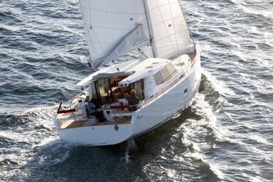 2022 Moody Yachts Decksaloon 45