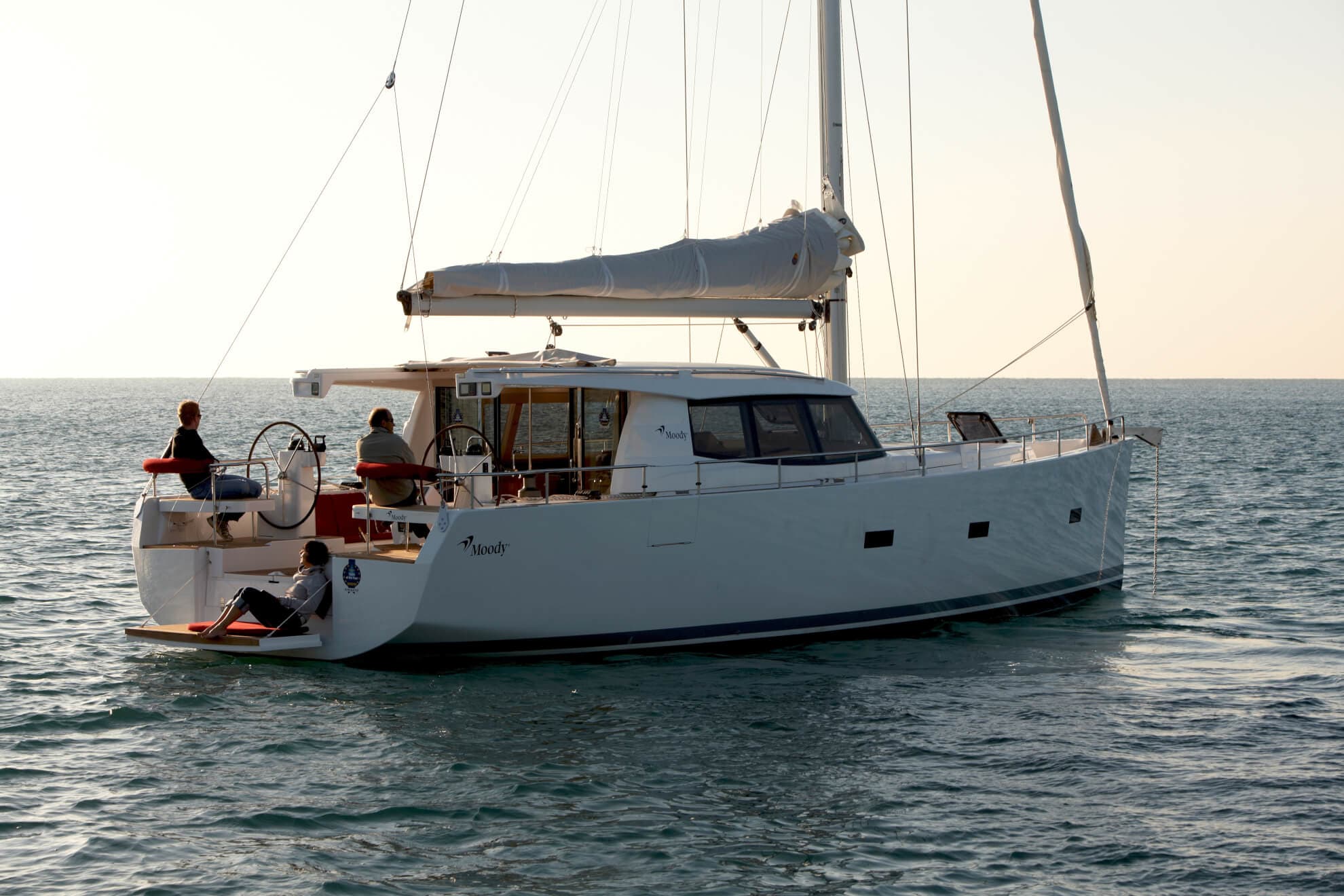 2008 Moody Yachts Decksaloon 45