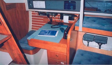 1988 Oyster Yachts Lightwave 395