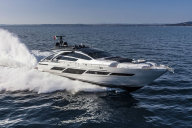 2022 Pershing Yachts 9X