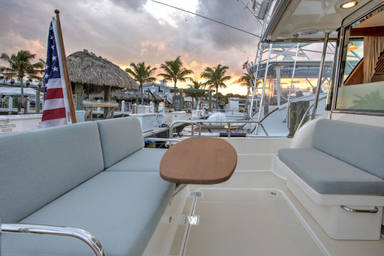 2022 Sabre Yachts 38 Salon Express