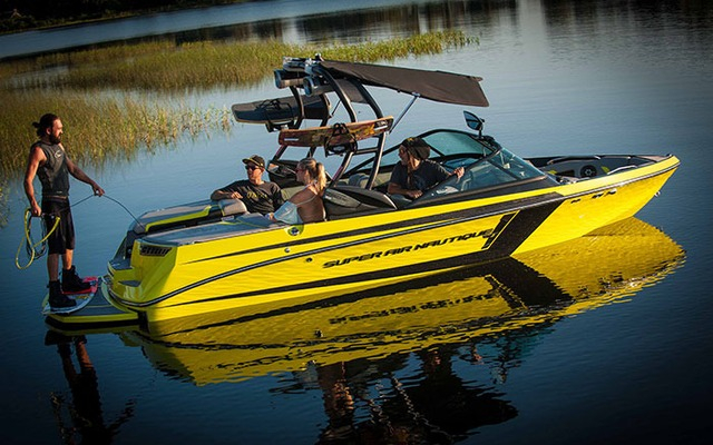 2014 Nautique Super Air Nautique 210