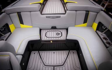 2014 Nautique Super Air Nautique 210