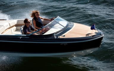 2014 Chris-Craft Capri 21