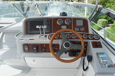 2004 Formula Boats Power Cruiser