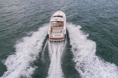 2020 Cobia Boats 262 Center Console