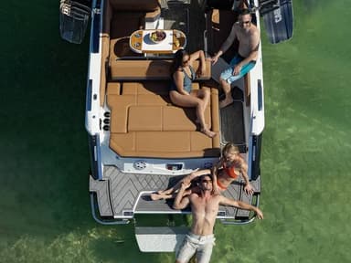 2021 Cobalt Boats R6