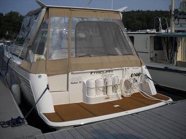 1999 Trojan Boats 400 Express