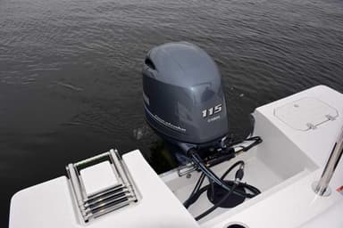 2022 Starcraft Marine SVX 191 OB