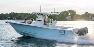 2020 Sea Hunt Gamefish 30 Forward Seating