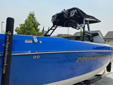 2018 Moomba Boats Max