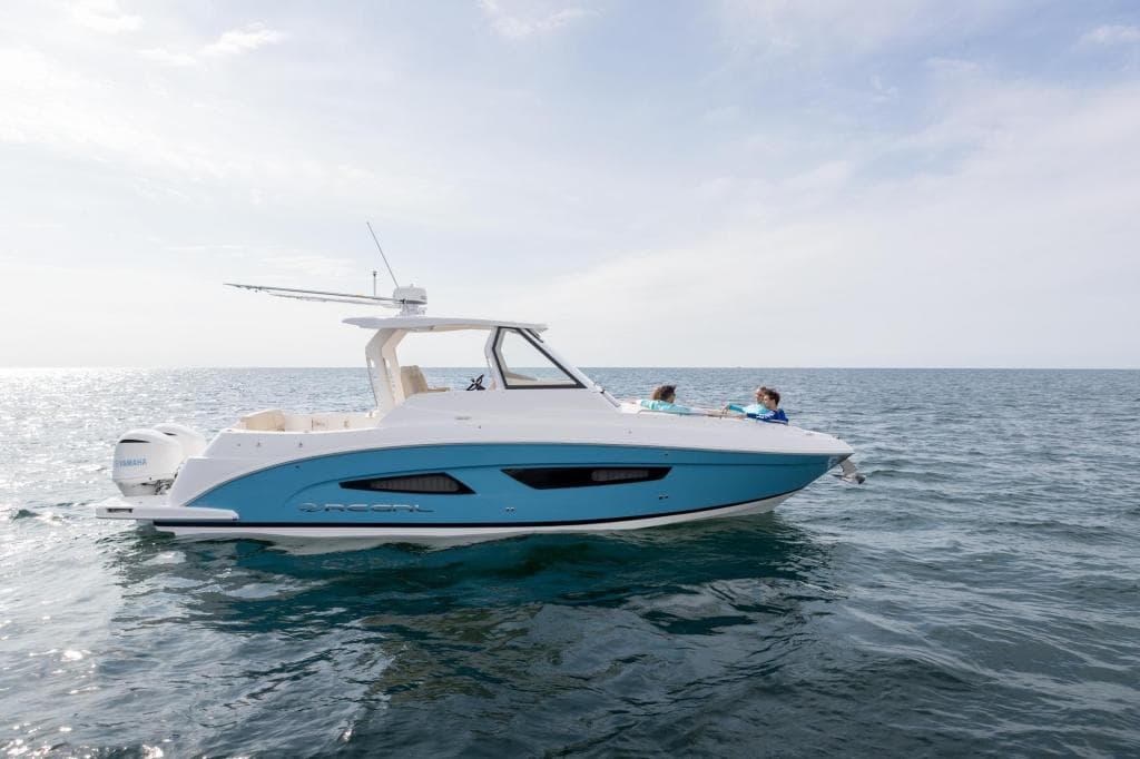 2022 Regal Boats Outboard 33 SAV