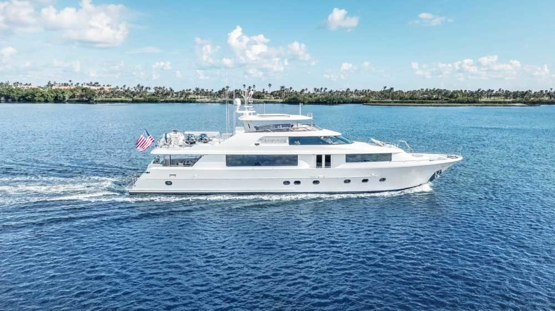 2015 Westport Yachts Westport 112