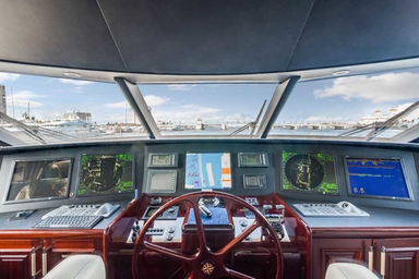 2015 Westport Yachts Westport 112