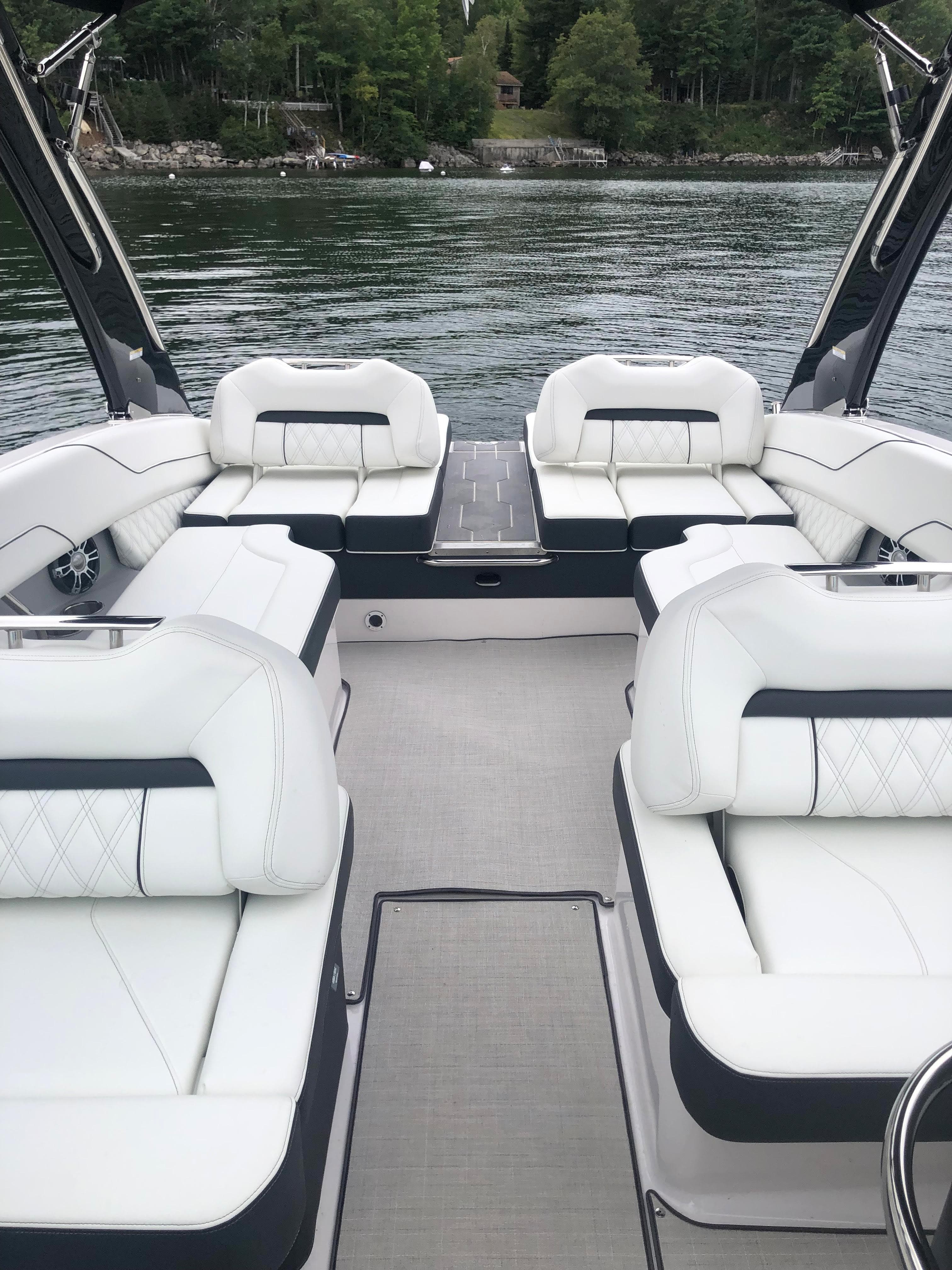 2021 Regal Boats LS6