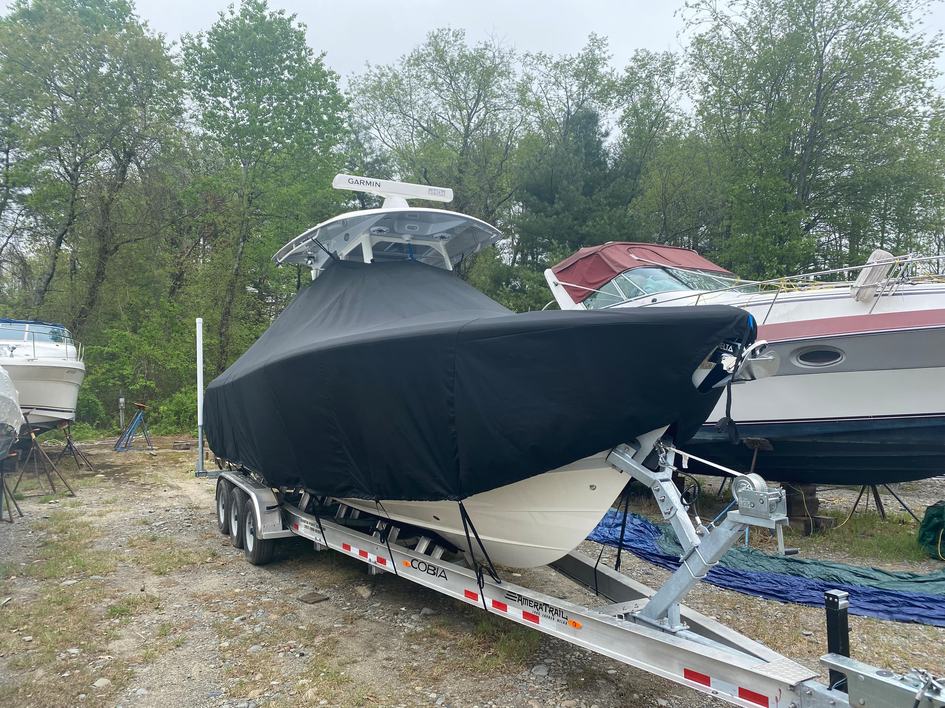 2021 Cobia Boats 301 Center Console