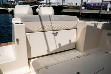2021 Scout Boats 330 LXF