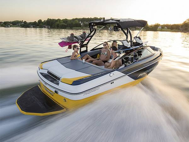 2016 Moomba Boats Mondo