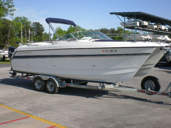 2004 Glacier Bay 2640 Renegade