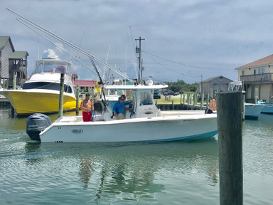 2016 Sea Hunt Gamefish 30