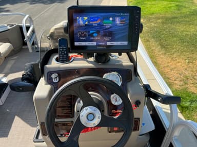 2022 Sun Tracker Bass Buggy 18 DLX