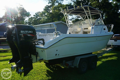 2001 Cobia Boats 270 Walk-Around