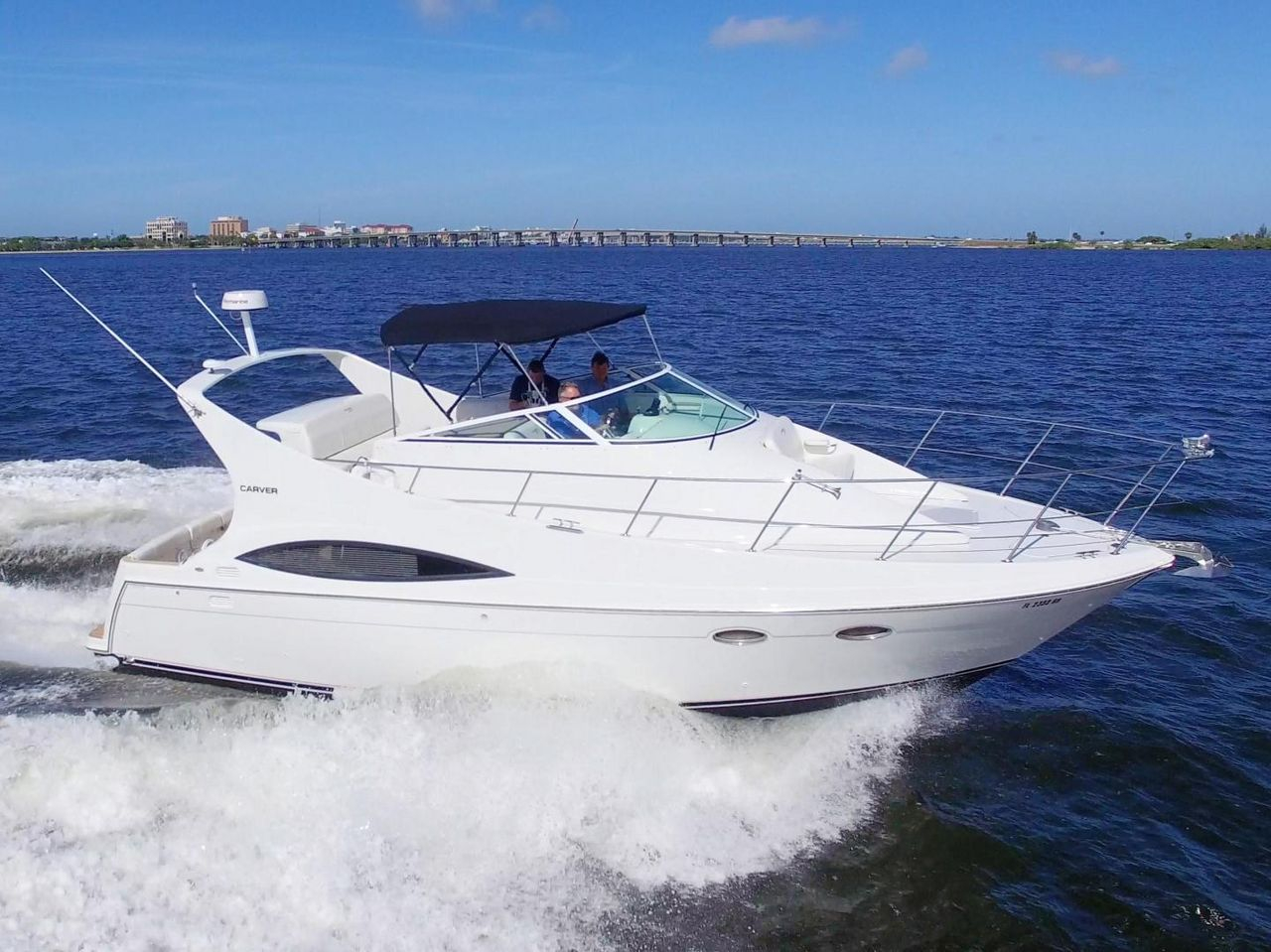 1997 Carver Yachts Mariner