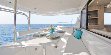 2022 The Moorings 433 PC