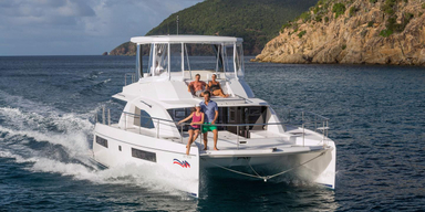 2022 The Moorings 433 PC