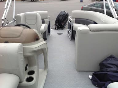 2022 SunChaser 18LR 40HP