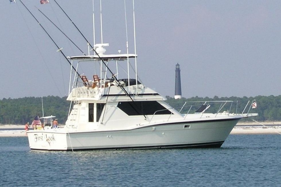 1988 Hatteras Yachts 38