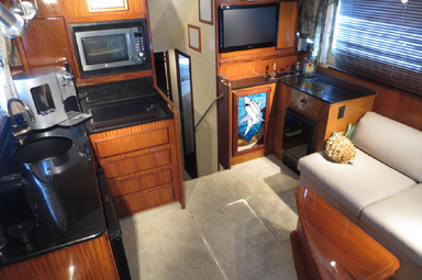 1988 Hatteras Yachts 38