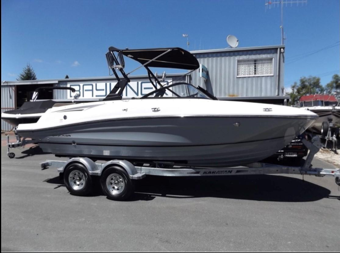 2020 Bayliner VR5 Bowrider I/O