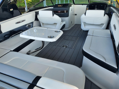 2021 Chaparral Boats 307 SSX