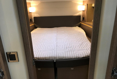 2018 Prestige Yachts 560 S