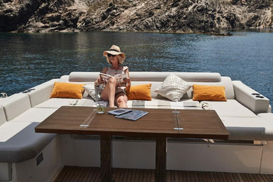 2020 Prestige Yachts 590 S