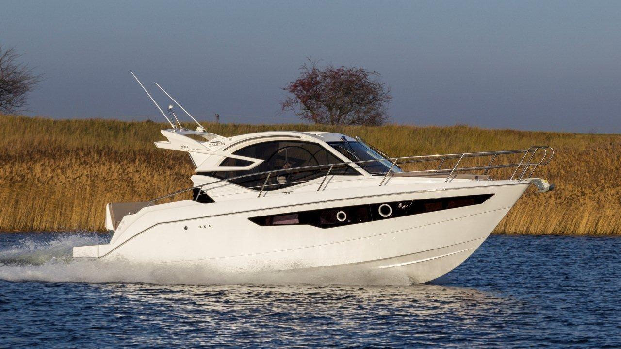 2022 Galeon Yachts 310 HTC