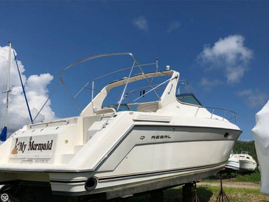 1997 Regal Boats 402 Commodore