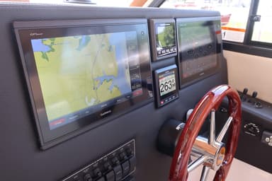 2022 Cutwater 30 S Luxury Edition Volvo Diesel