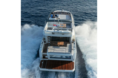 2022 Prestige Yachts 590