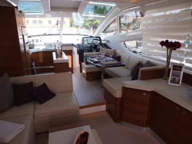 2012 Horizon Yacht E56