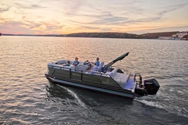 2021 Regency Boats 230 LE3 Sport