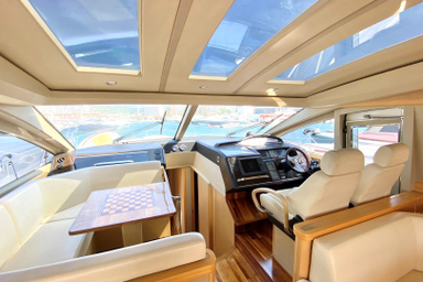 2009 Princess Yachts V65