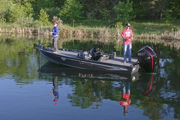 2022 Lund 1875 Pro V Bass XS