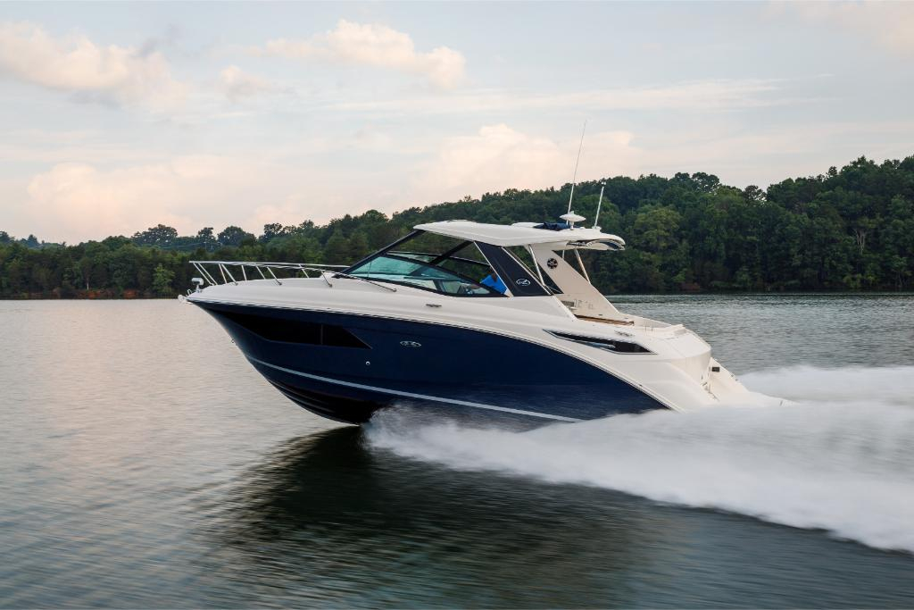 2022 Sea Ray Sundancer 320 Outboard