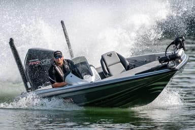 2022 Phoenix Boats 721 ProXP