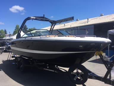 2022 Chaparral Boats 247ssx