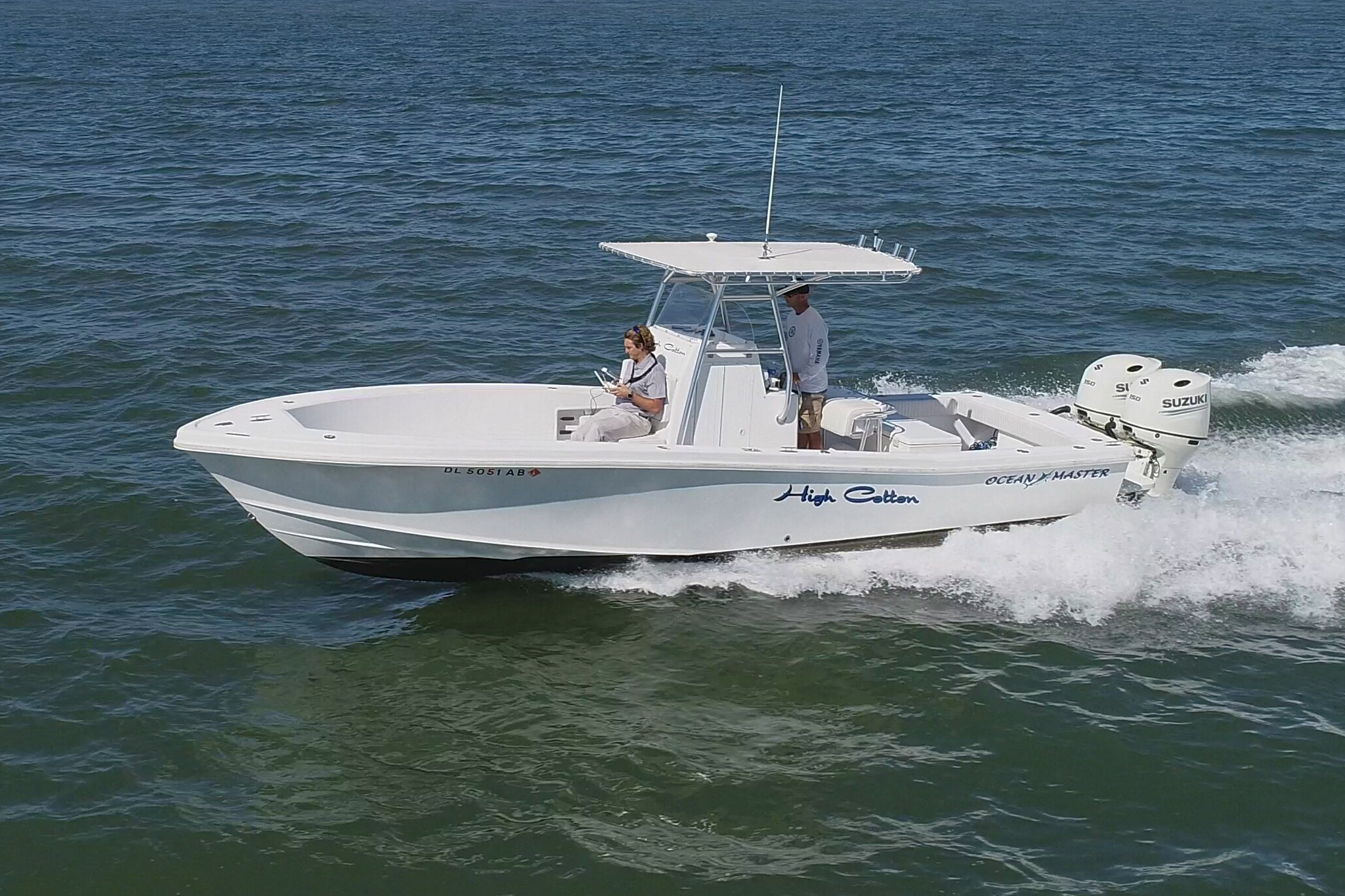 2009 Ocean Master Center Console