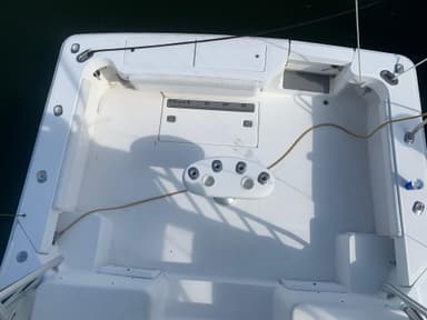 2005 Luhrs 32 Open