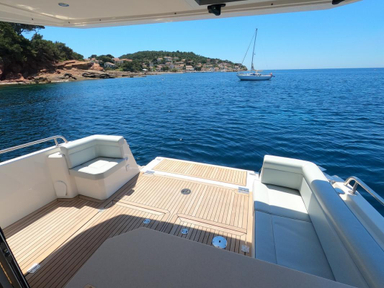 2022 Greenline Yachts 39